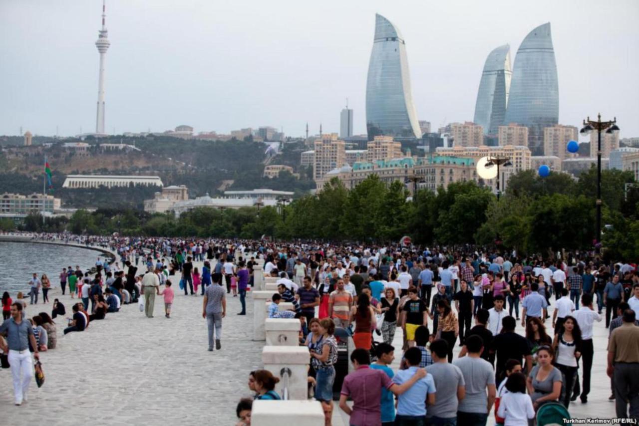 Dondar Hotel Formula 1 View Baku Exterior photo